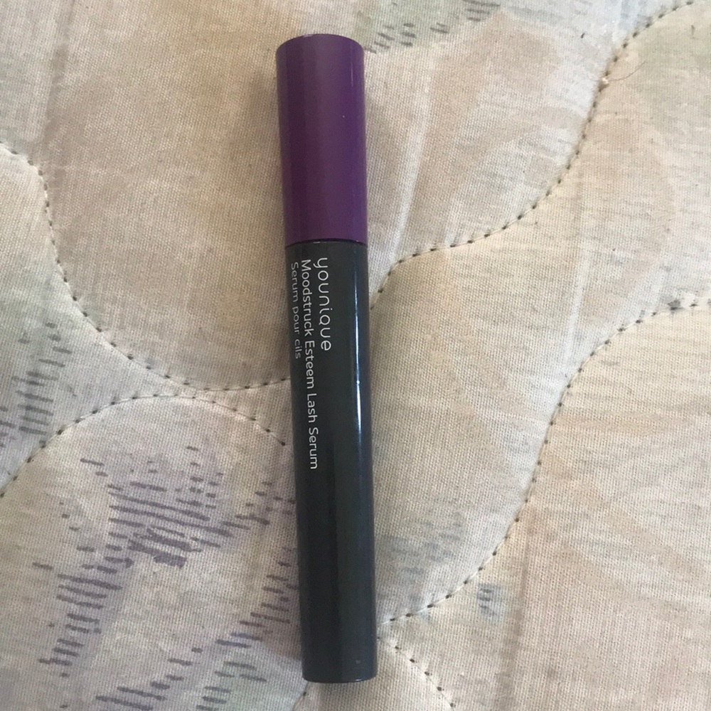 Younique lash serum
